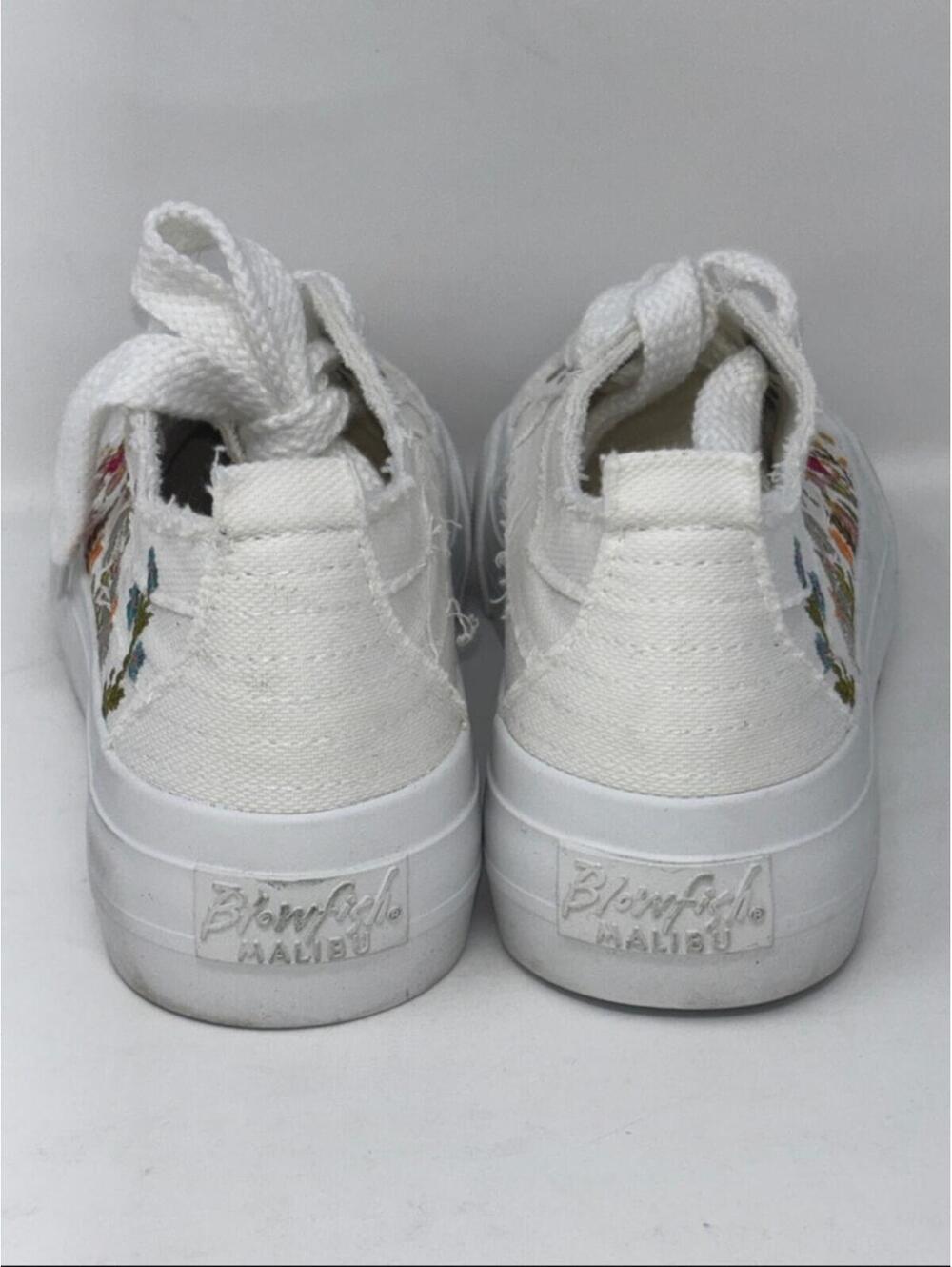 Blowfish White Floral Embroidered Canvas Platform Sneaker - Size 6 - Picture 4 of 6
